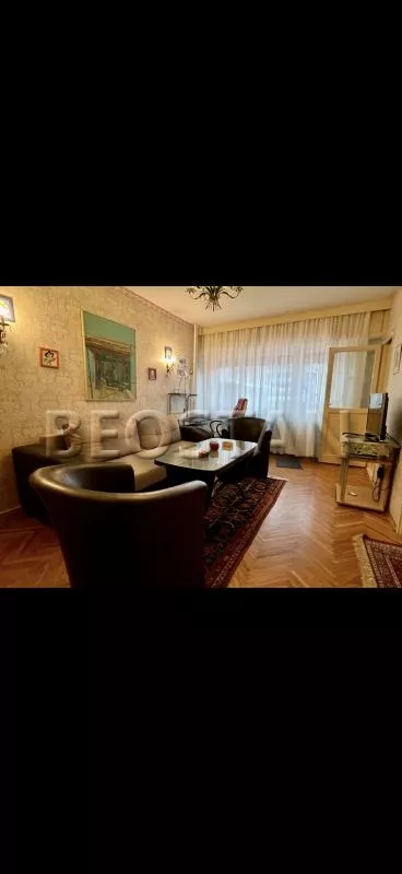 Dvadeset Sedmog Marta | 4zida.rs