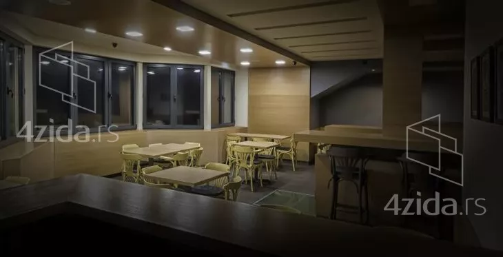 Poslovni prostor | 4zida