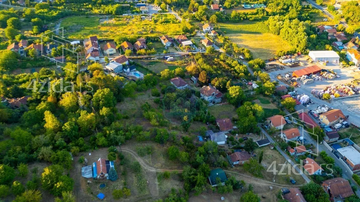 Građevinsko zemljište | 4zida