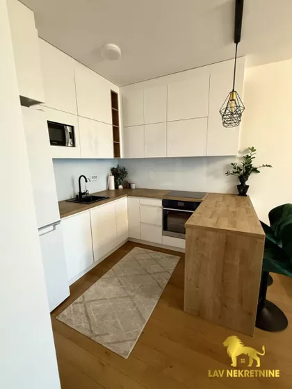 BULEVAR EVROPE | 4zida.rs