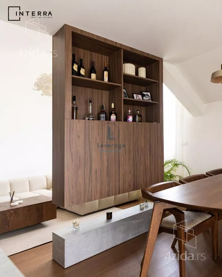 Četvoroiposoban stan | 4zida