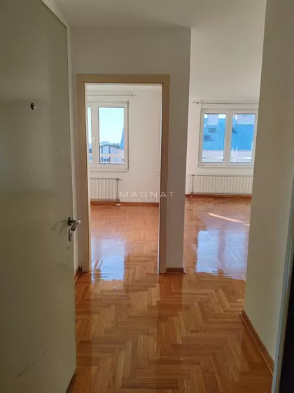 Vojvode Vlahovića Voždovac | 4zida.rs