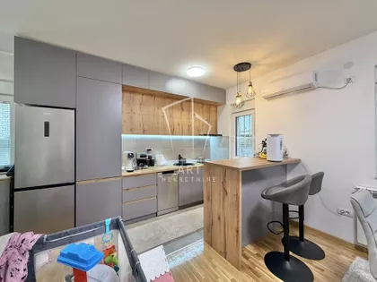 Odabašićeva | 4zida.rs