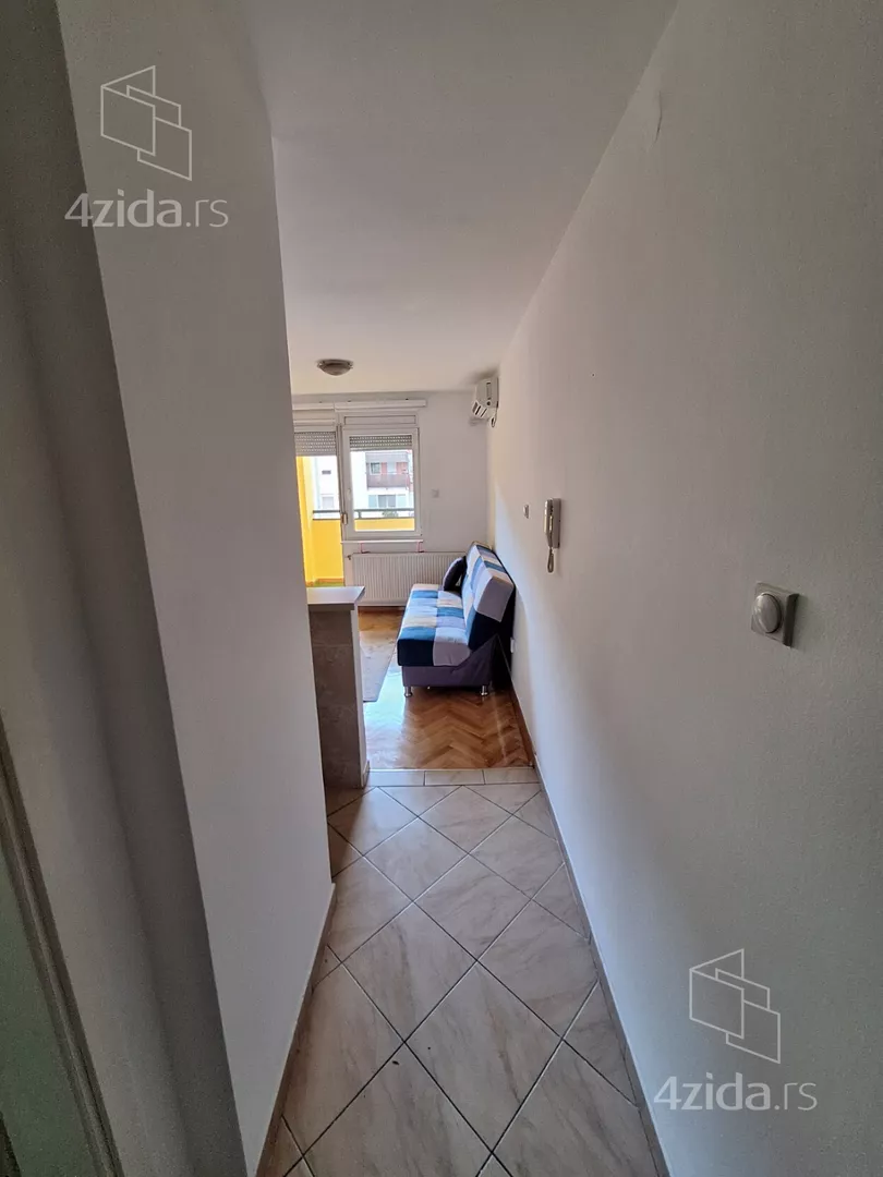 Garsonjera | 4zida