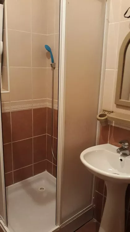 Lomničke Borbe 12A | 4zida.rs