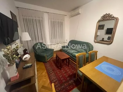 Vukov Spomenik | 4zida.rs