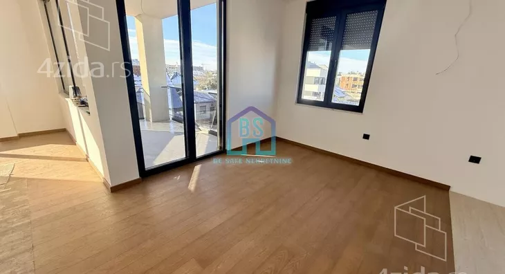 Petosoban stan | 4zida