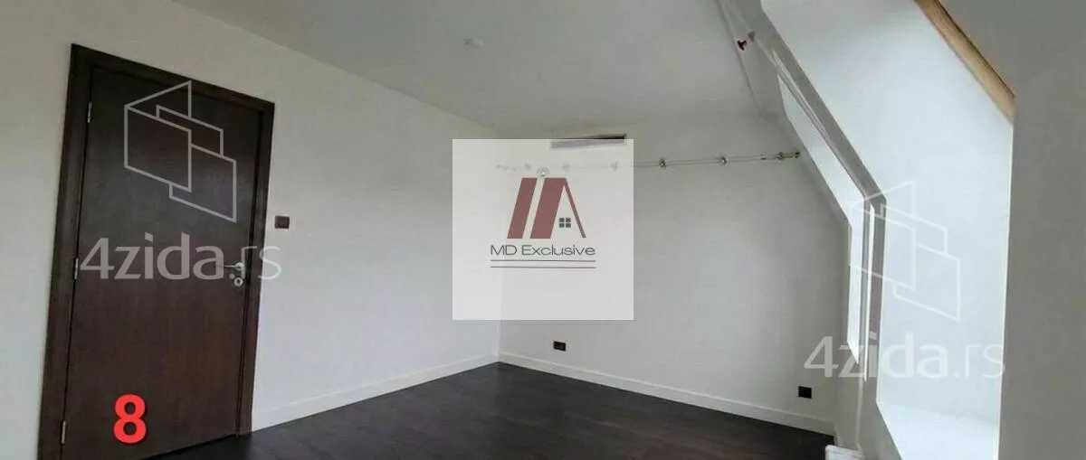 Četvoroiposoban stan | 4zida