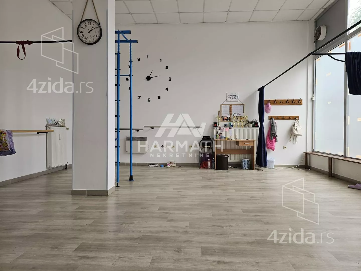 Poslovni prostor | 4zida