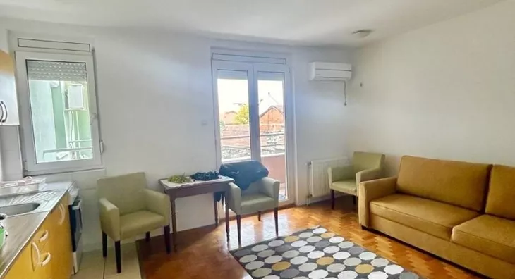 Garsonjera | 4zida