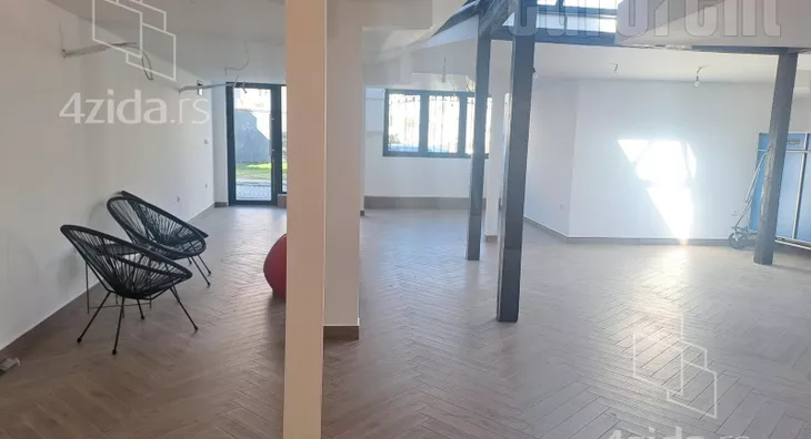 Poslovni prostor | 4zida