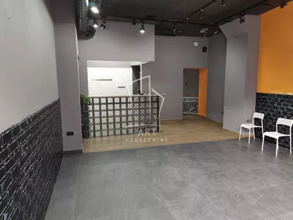 Francuska | 4zida.rs