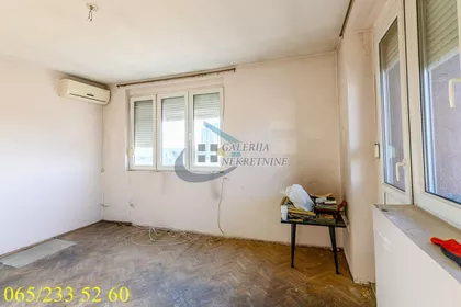 Gvozdićeva | 4zida.rs