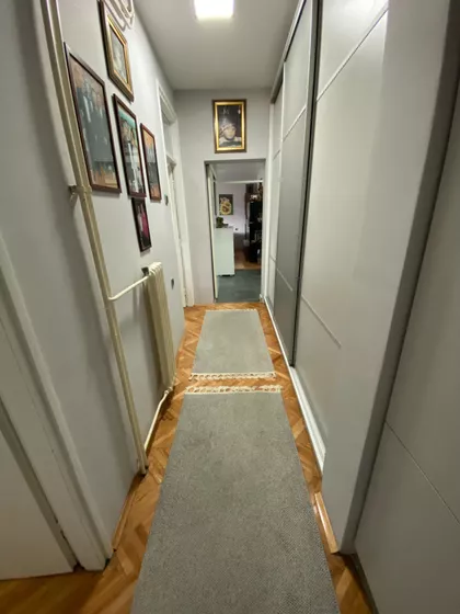 Cara Dušana Bb | 4zida.rs