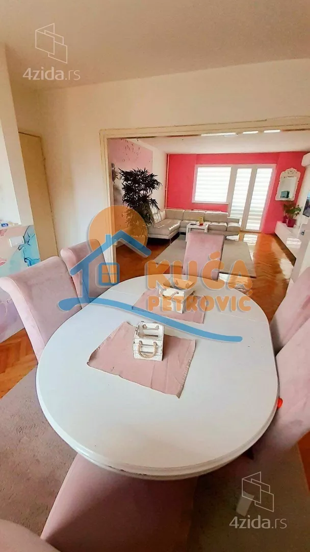 Četvorosoban stan | 4zida