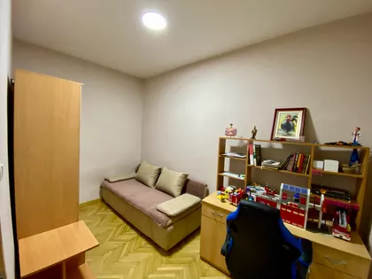Hajduk Veljkova | 4zida.rs