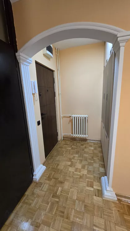 Ismeta Mujezinovića 19 | 4zida.rs