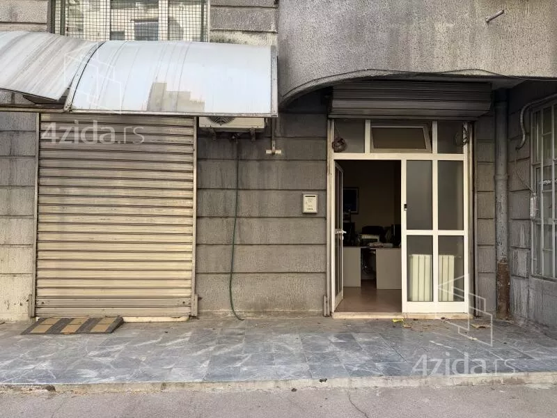 Lokal | 4zida