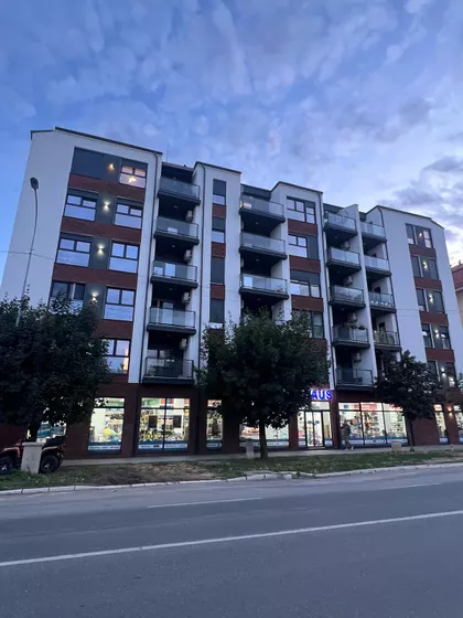 Novosadska 25 | 4zida.rs