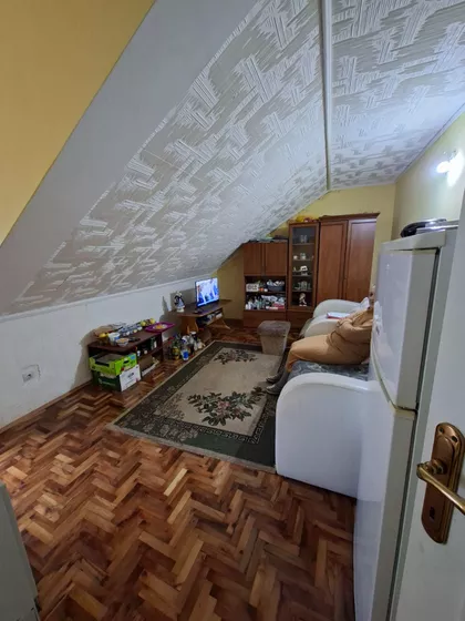 Nemanjina | 4zida.rs