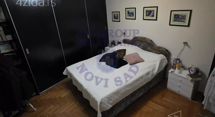 Šestosoban stan | 4zida