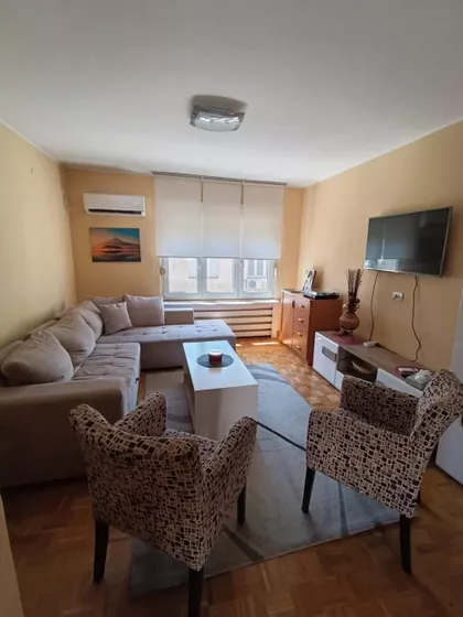 Braničevska | 4zida.rs