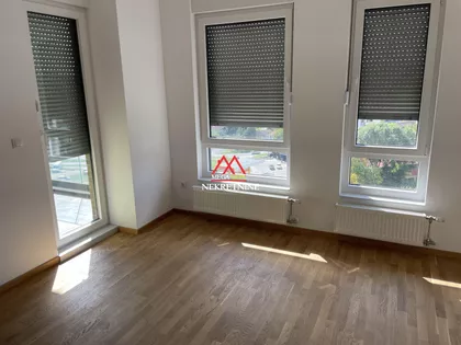 Aranj Janoša | 4zida.rs