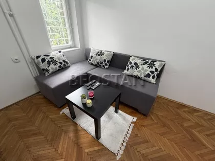 Kronštatska | 4zida.rs