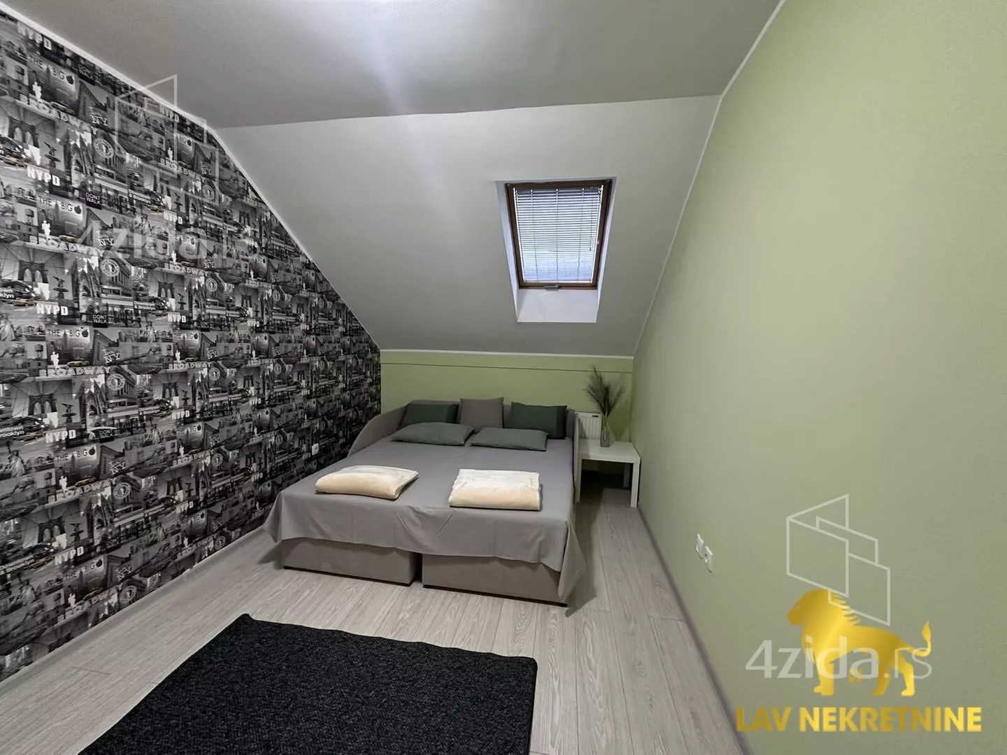 Dvoiposoban stan | 4zida