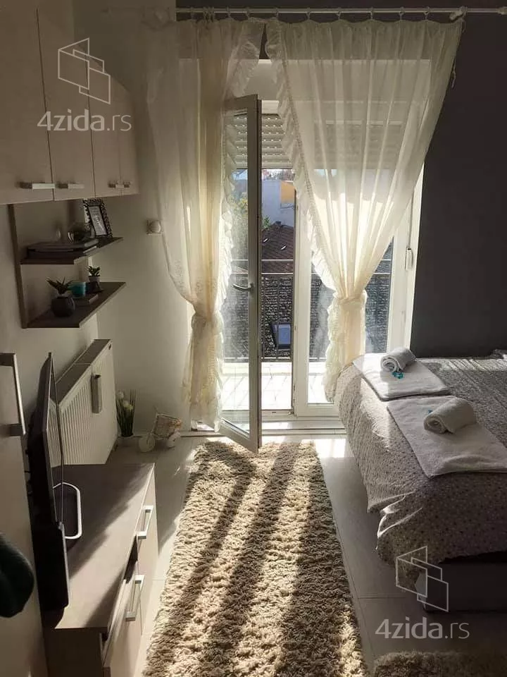 Garsonjera | 4zida