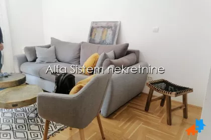 Lekino Brdo | 4zida.rs