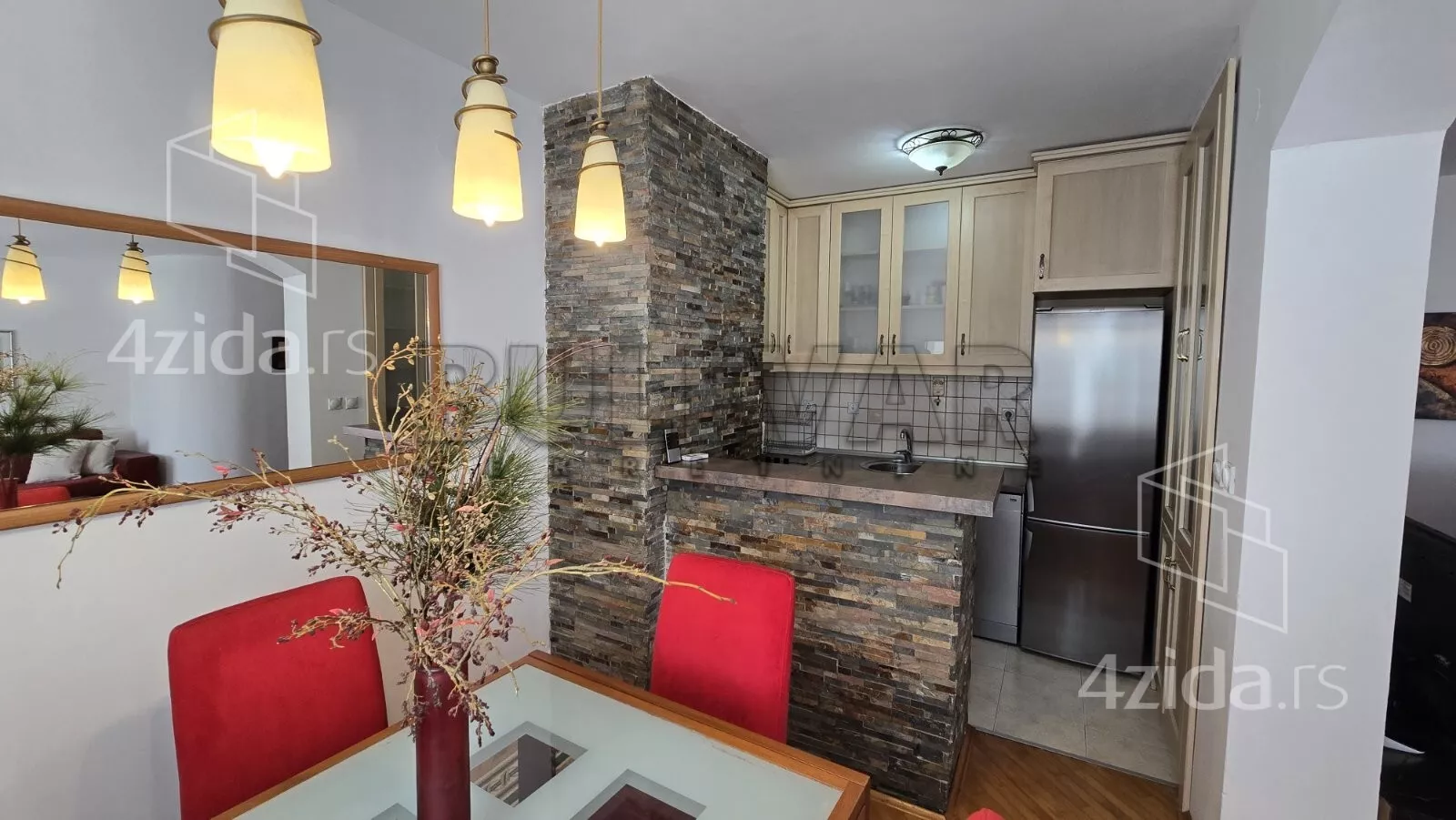 Dvoiposoban stan | 4zida