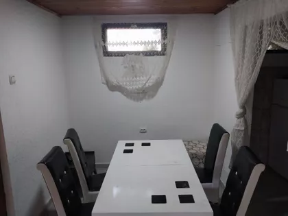 Mali Bajmok | 4zida.rs
