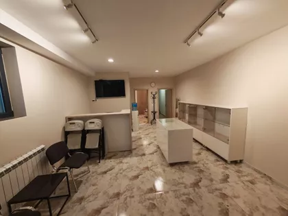 Crveno Barjače | 4zida.rs