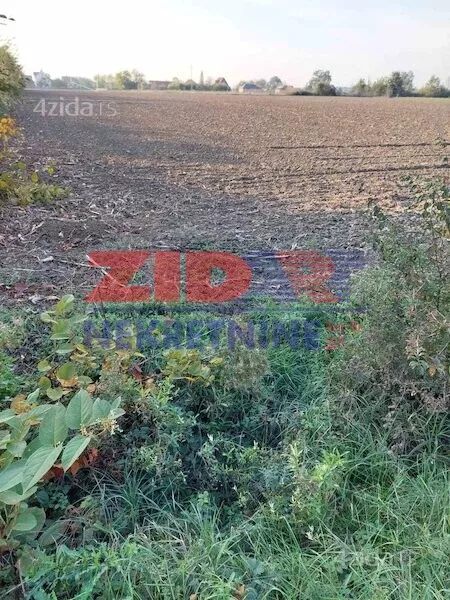Poljoprivredno zemljište | 4zida