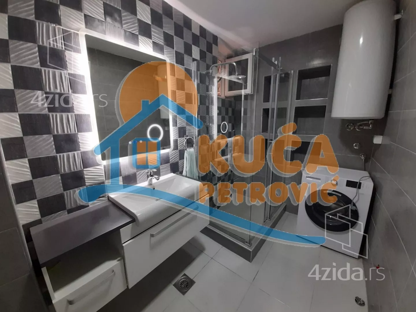 Troiposoban stan | 4zida