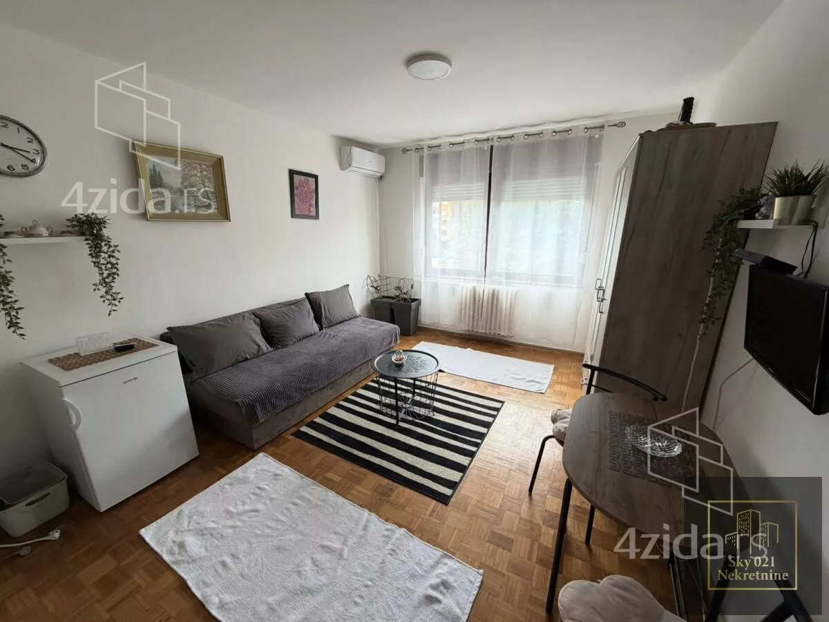 Garsonjera | 4zida
