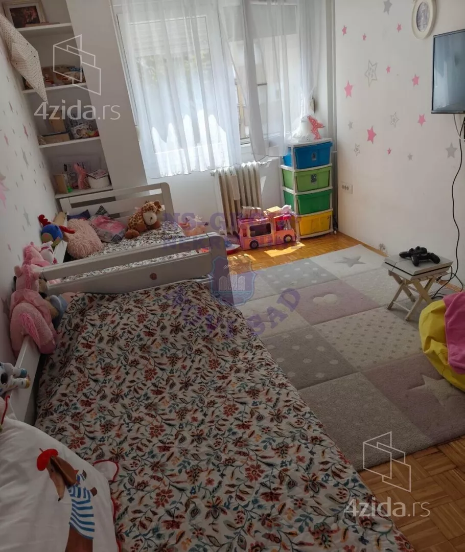 Troiposoban stan | 4zida