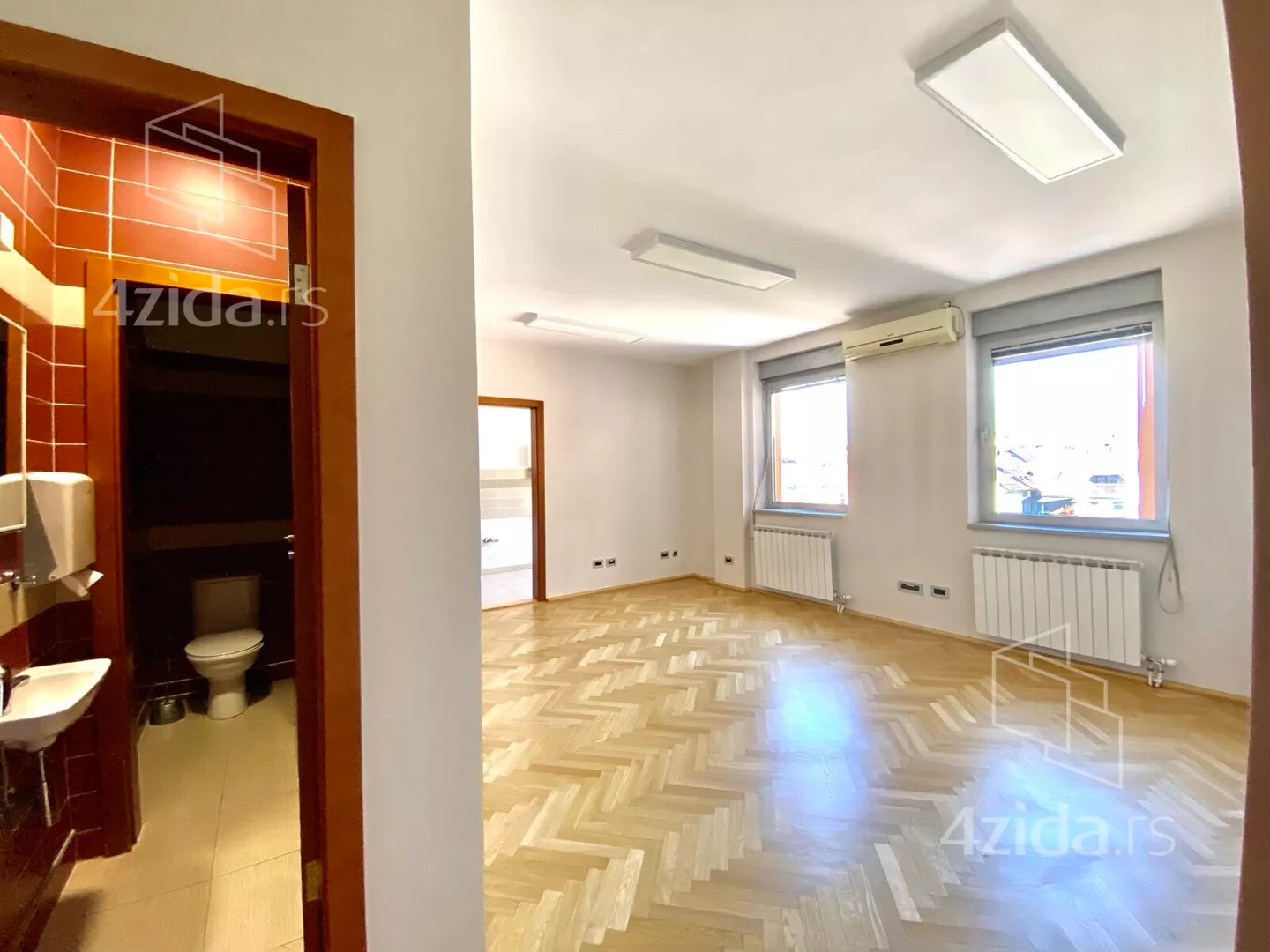 Poslovni prostor | 4zida