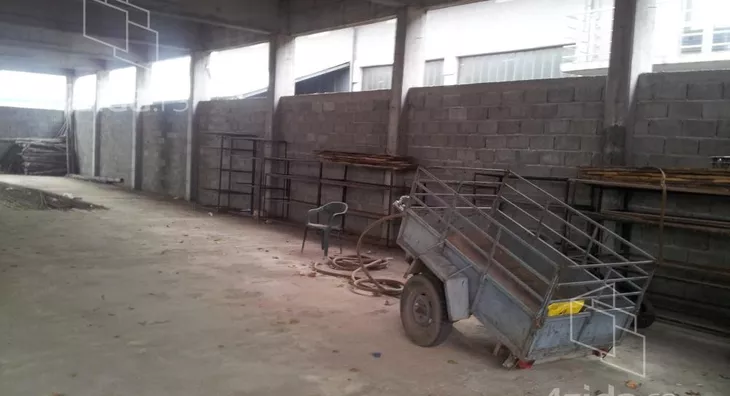 Poslovna zgrada | 4zida