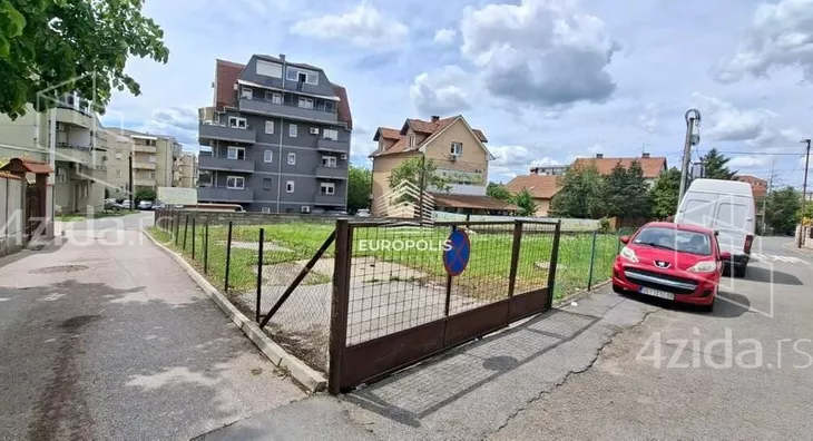 Građevinsko zemljište | 4zida