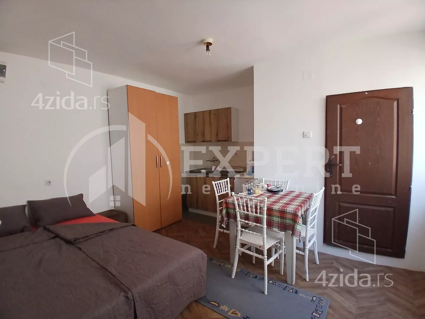 Garsonjera | 4zida