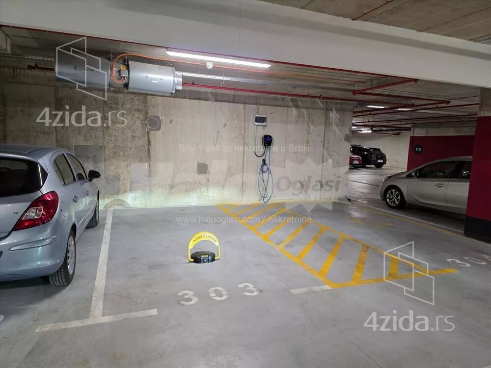 Parking | 4zida