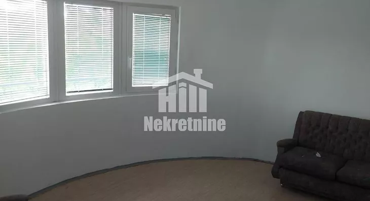 5-etažna kuća | 4zida