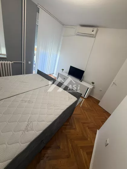 Železnička | 4zida.rs