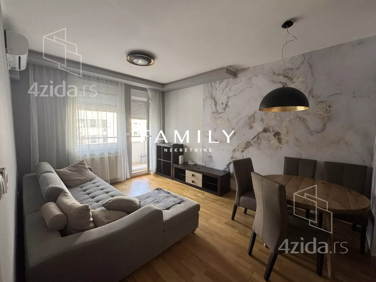 Troiposoban stan | 4zida