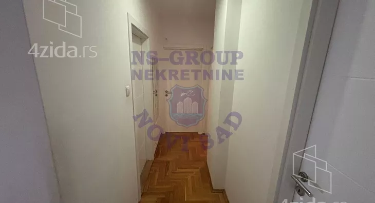 Četvoroiposoban stan | 4zida