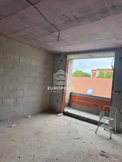 Pregrevica | 4zida.rs