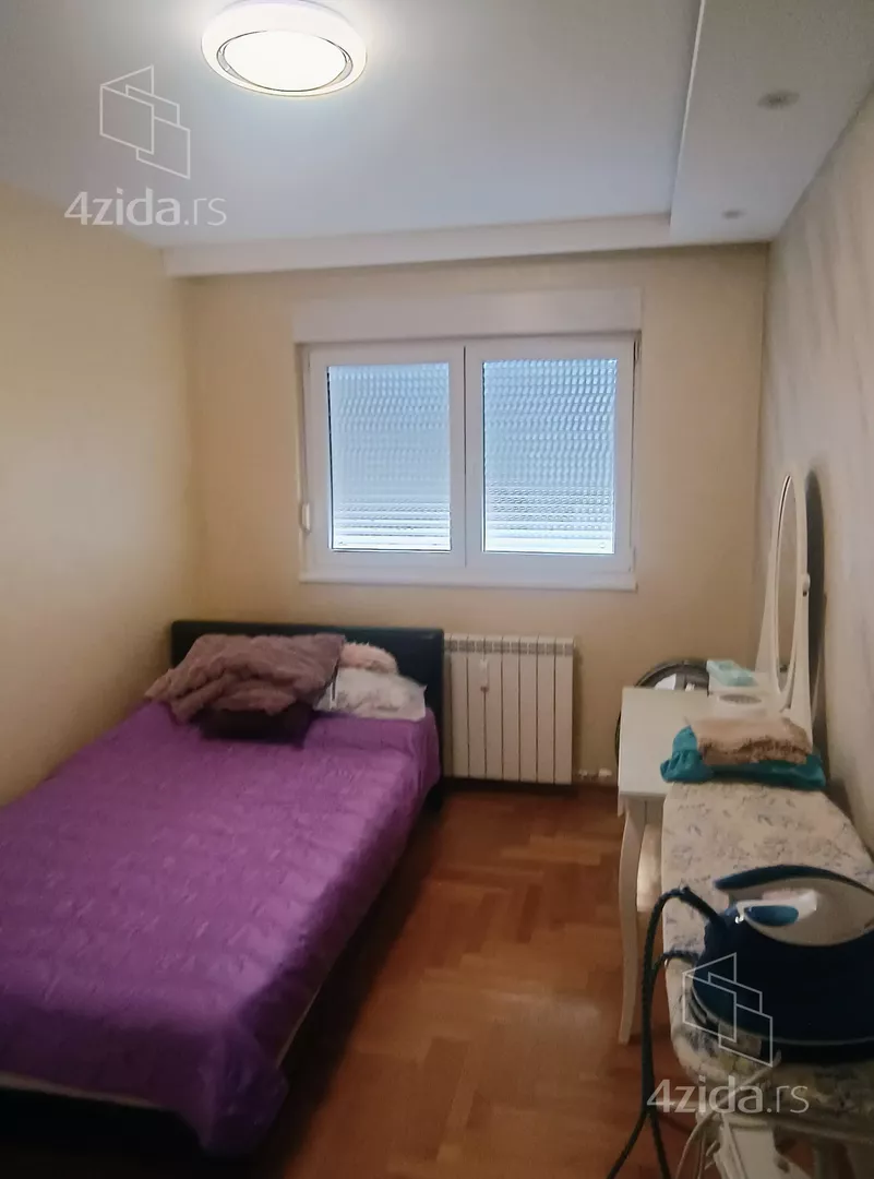 Šestosoban stan | 4zida