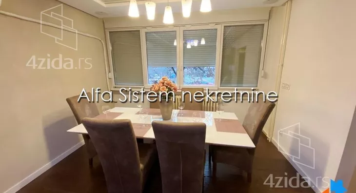 Četvorosoban stan | 4zida